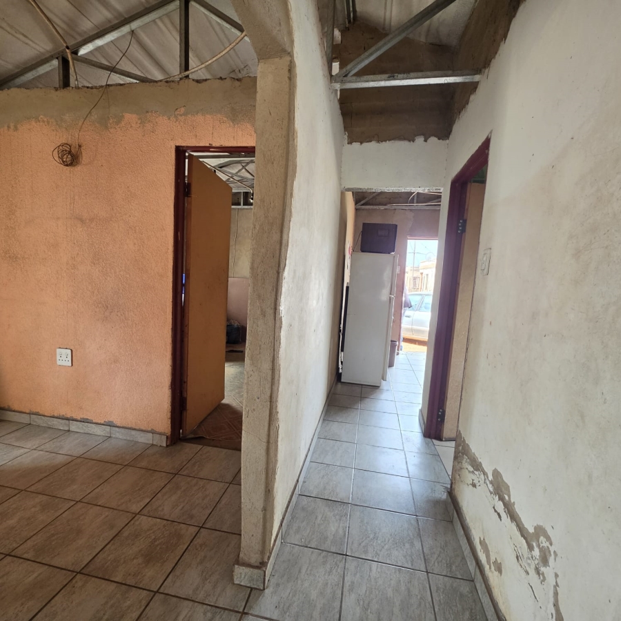 2 Bedroom Property for Sale in Ikageng North West